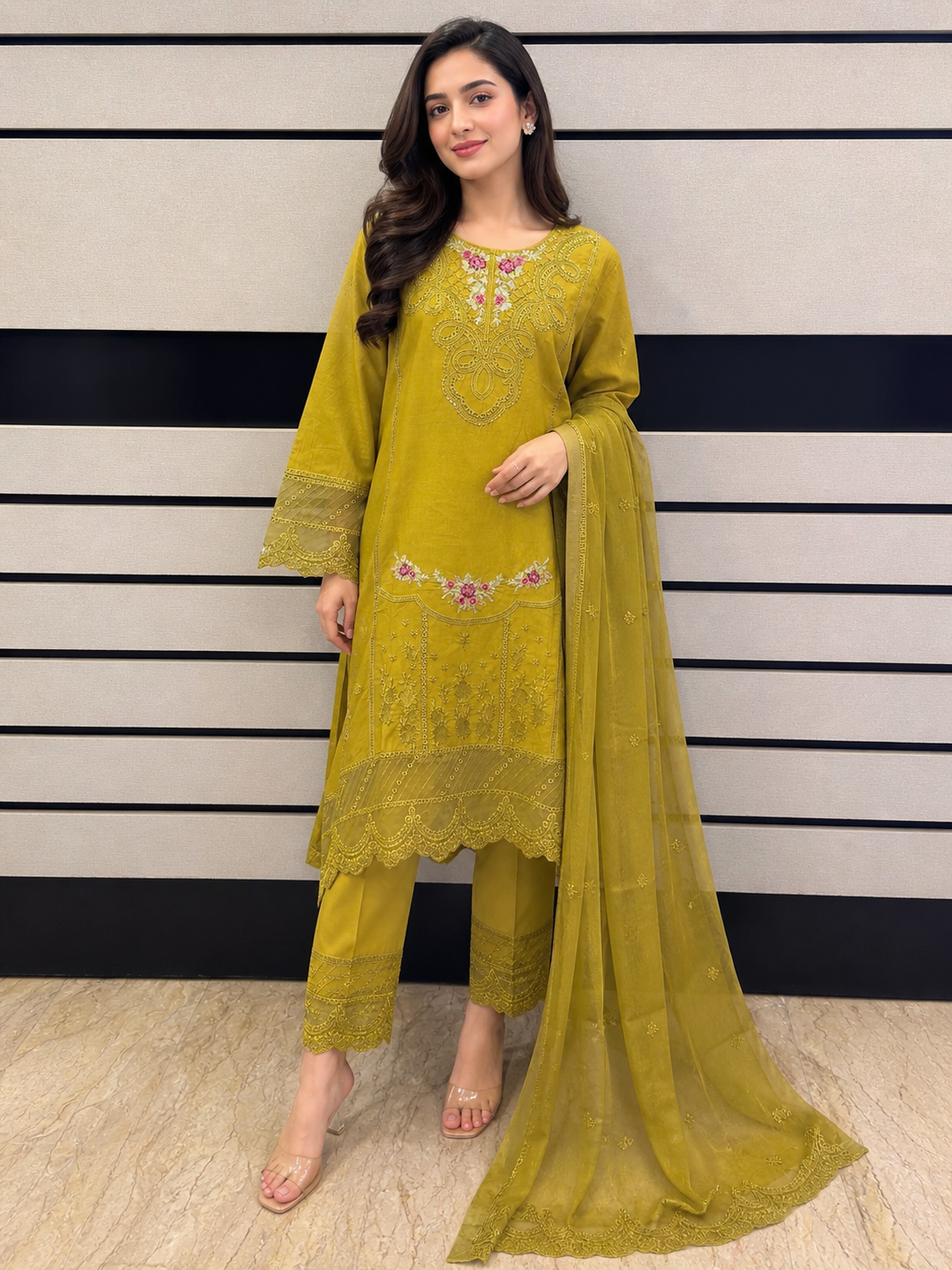 Stylish Embroidered Lawn 3 Piece Dress