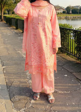 3 Piece Breeze Lawn Suit – Cotton Net Dupatta with Stylish Palazzo Trouser